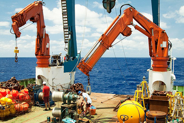 Deploying a mooring as part of the RAPID array