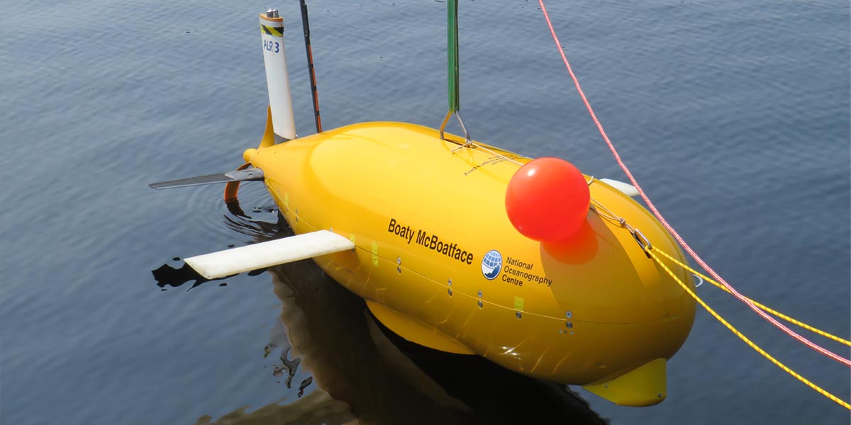 Oceanids Autosub 5 being deployed at Loch Ness.