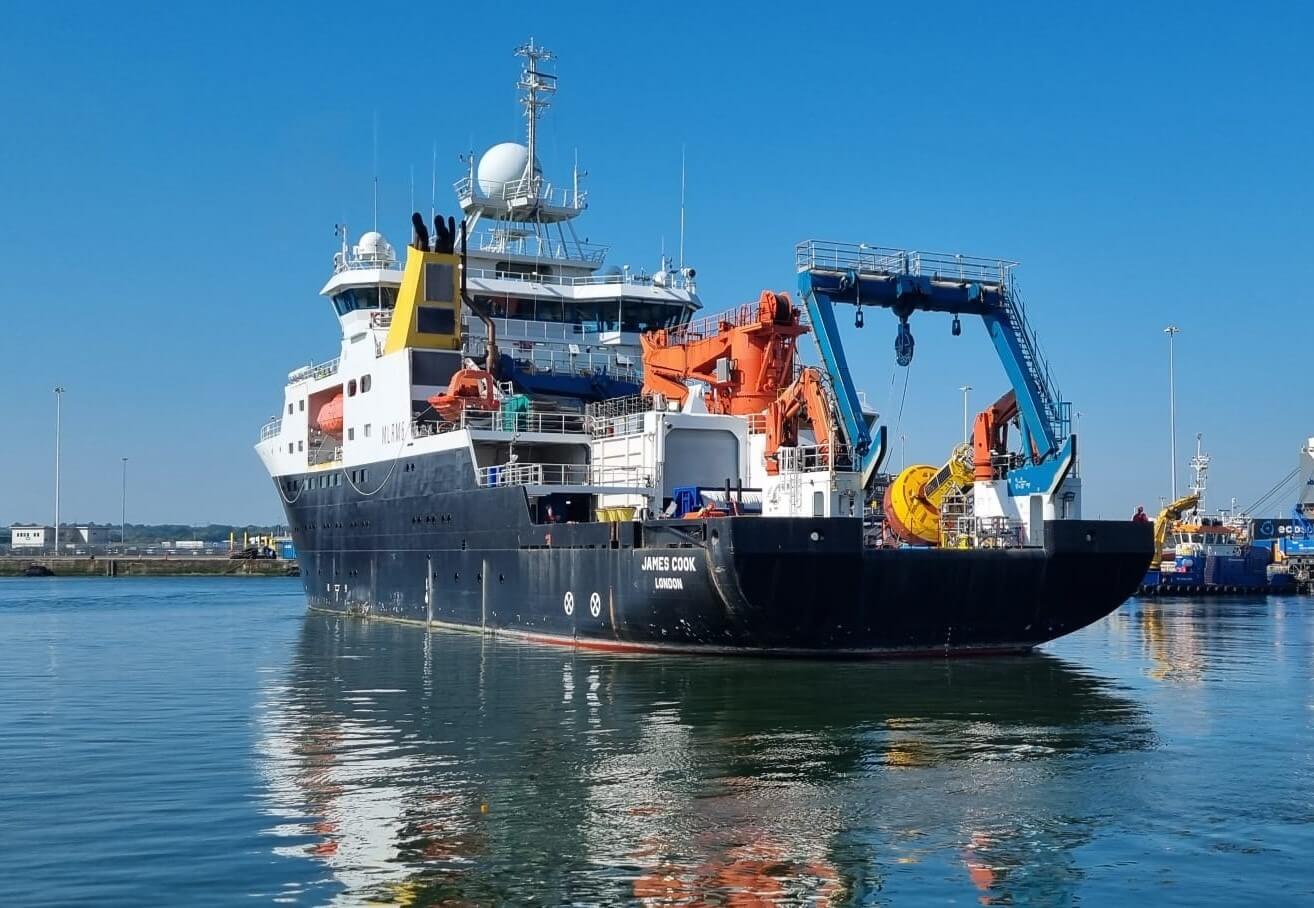 RRS James Cook
