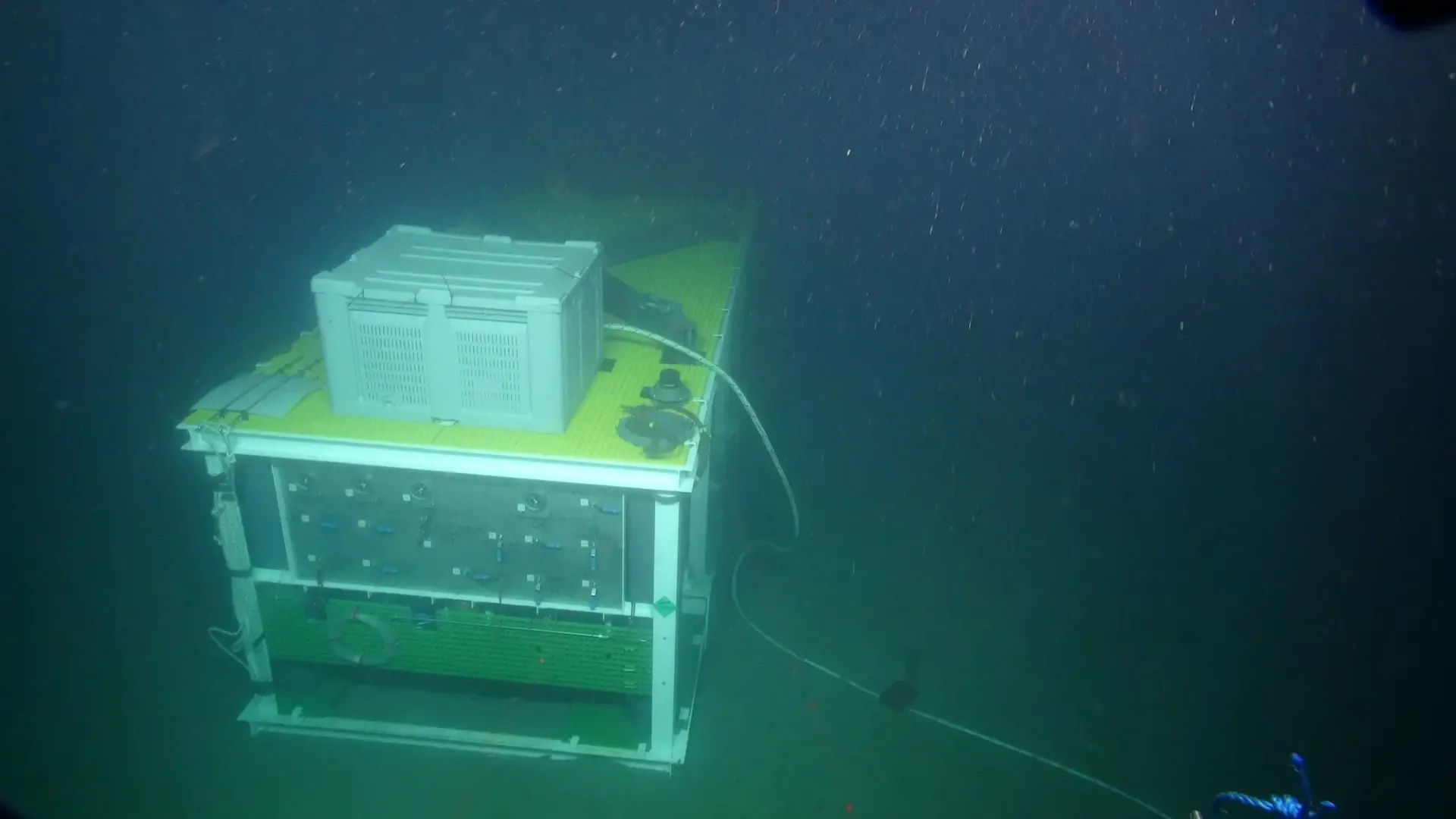 Landers and Benthic Instruments