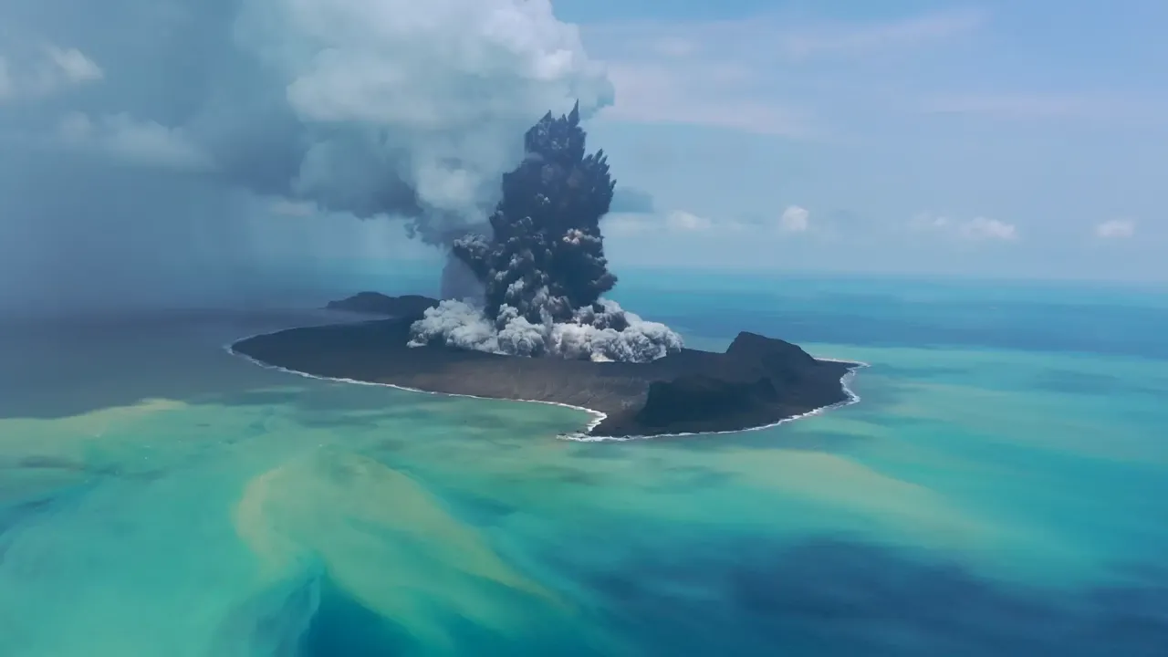 Hunga Tonga–Hunga Haʻapai volcanic eruption