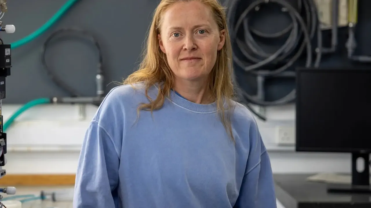 Dr Sophie Clayton