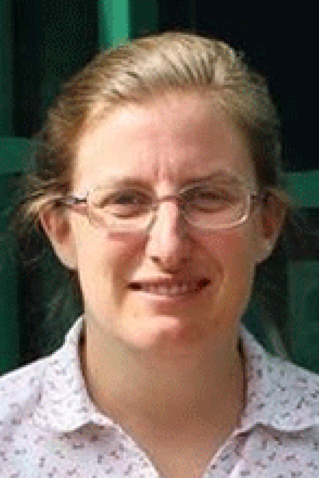 Dr Joanne Williams