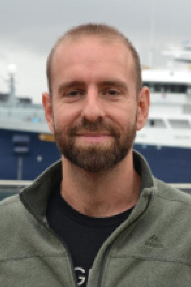Dr Nathan Hubot