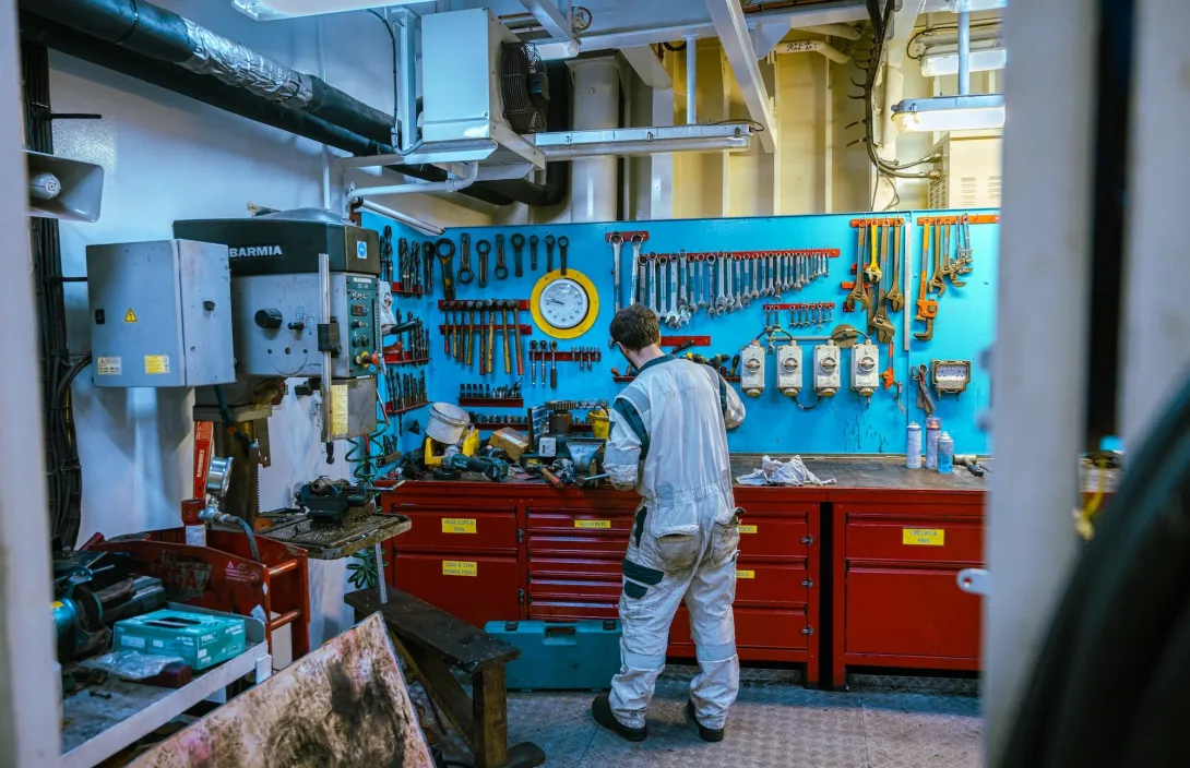 RRS Discovery's Engine Room