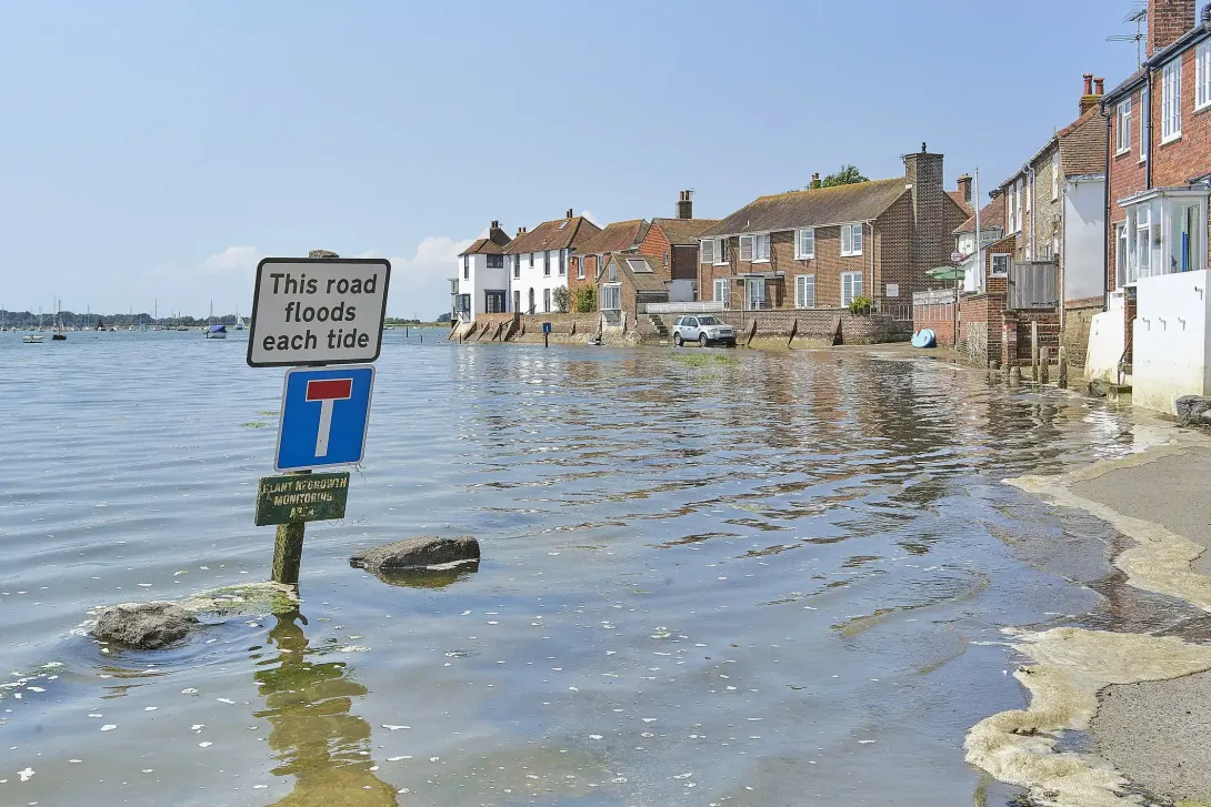 FLOOD-CDT: Centre for Doctoral Training for Resilient Flood Futures