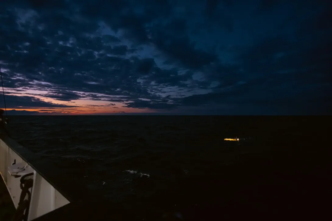 ALR at the end of an evening deployment, alongside RRS Discovery