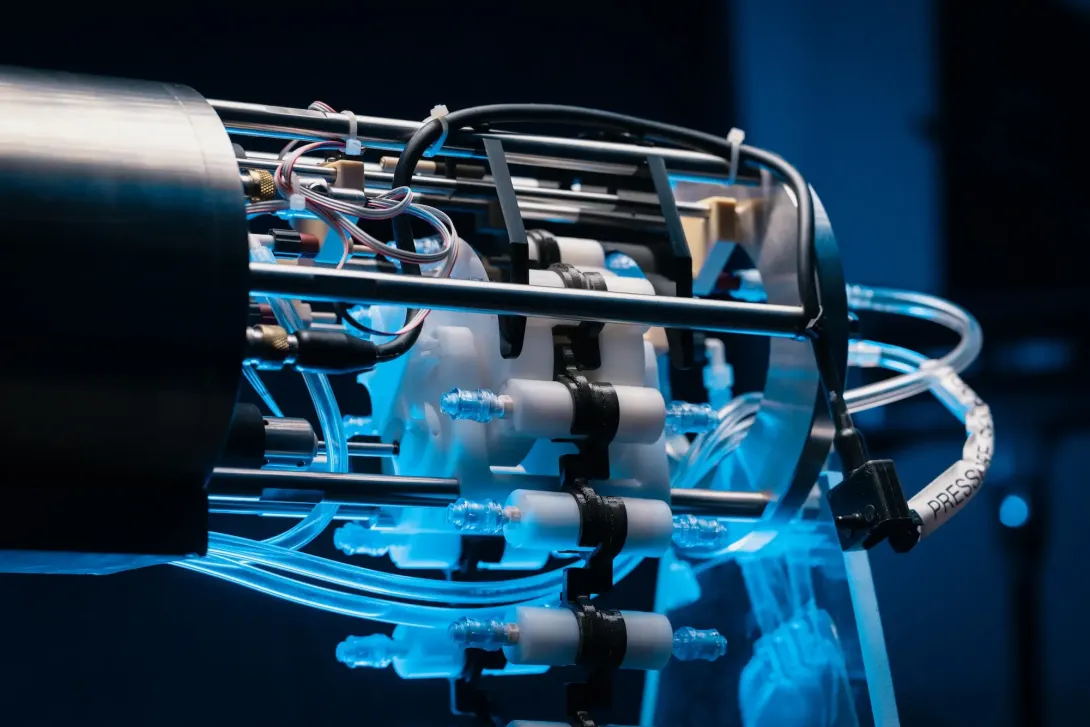 RoCSI (Robotic Cartridge Sampling Instrument)