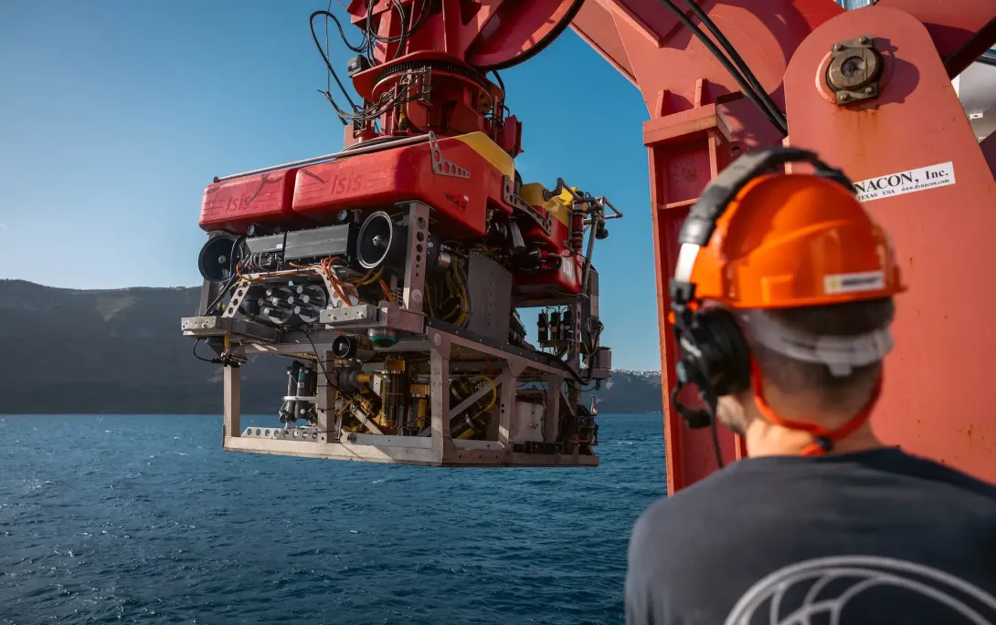 ROV Isis being lifted into the water