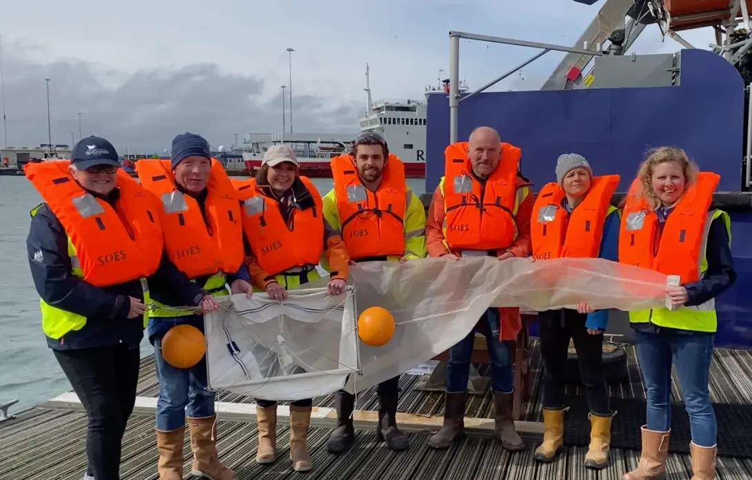 SeaKeepers Society and Beyondly: sampling surface microplastics using vessels/sailing boats of opportunity - expanding sampling to the Indian and South Pacific Oceans, supported by NOC Ambassador James Ketchell.