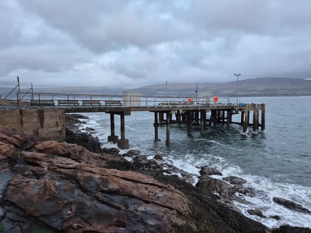 Tide gauge location on Millport pier